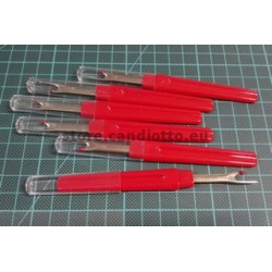 taglia occhielli asole grandi